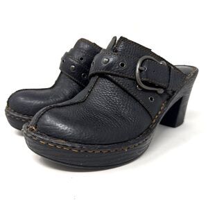 BOC Born Chunky Platform Clogs Womens Sz 8 Black Leather Studded Strappy Buckle